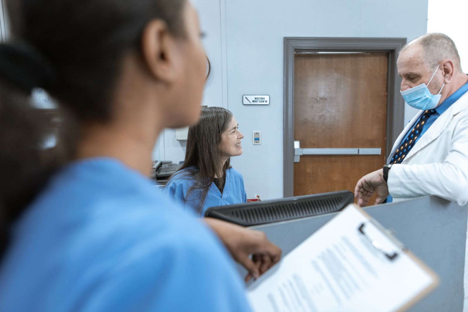 Healthcare professionals participating in practical safety learning